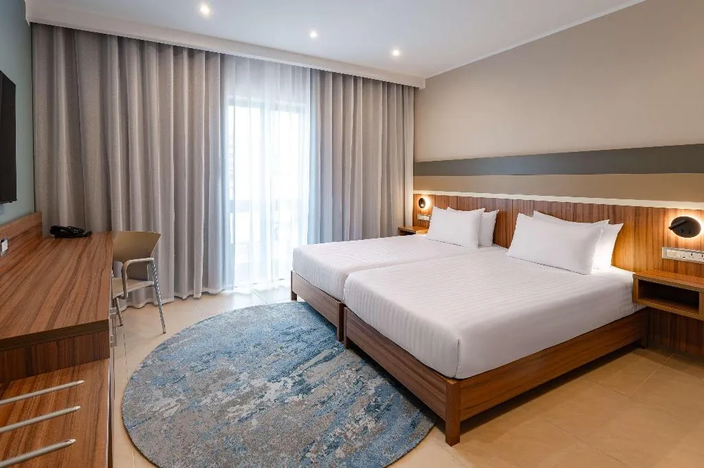 TWIN SEA VIEW Room, DoubleTree by Hilton Malta, Malta