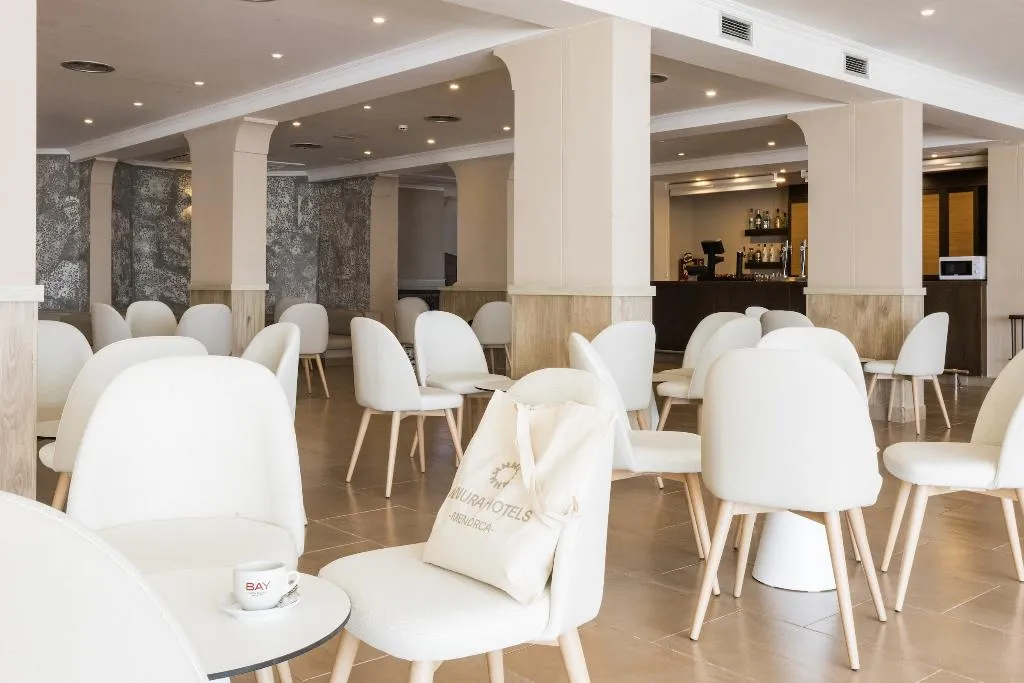 Bar, Minura Sur Menorca, Menorca