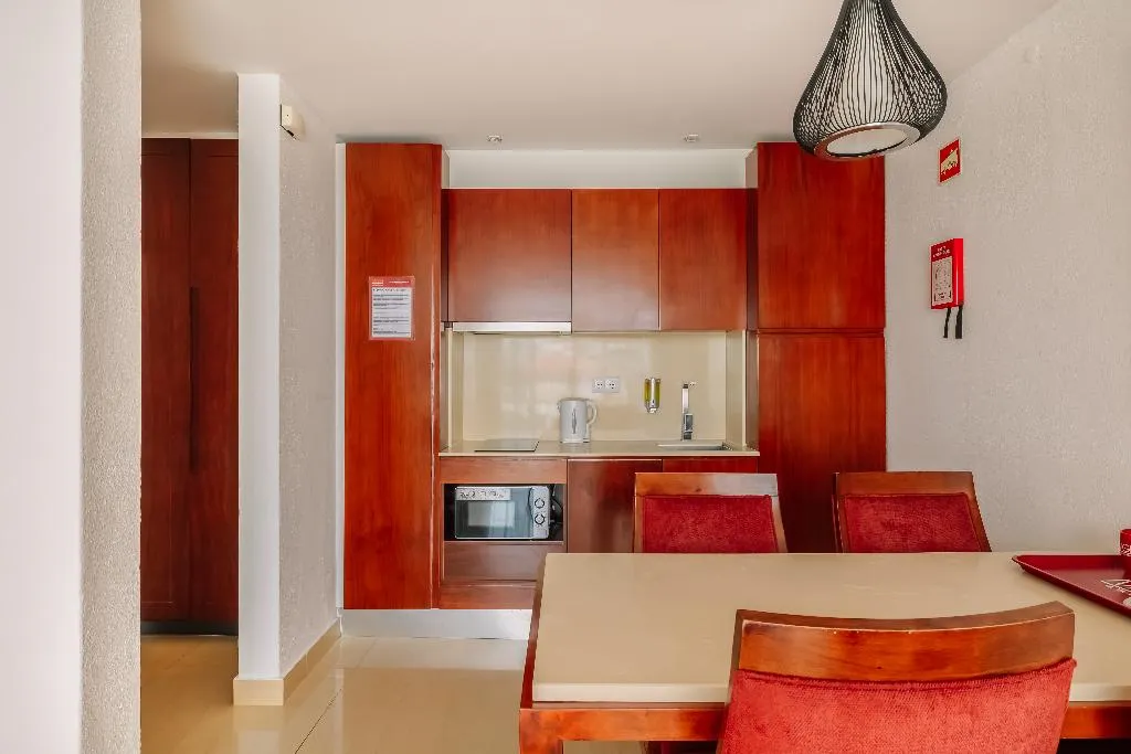APARTMENT ONE BEDROOM Room, Muthu Clube Praia da Oura, Algarve