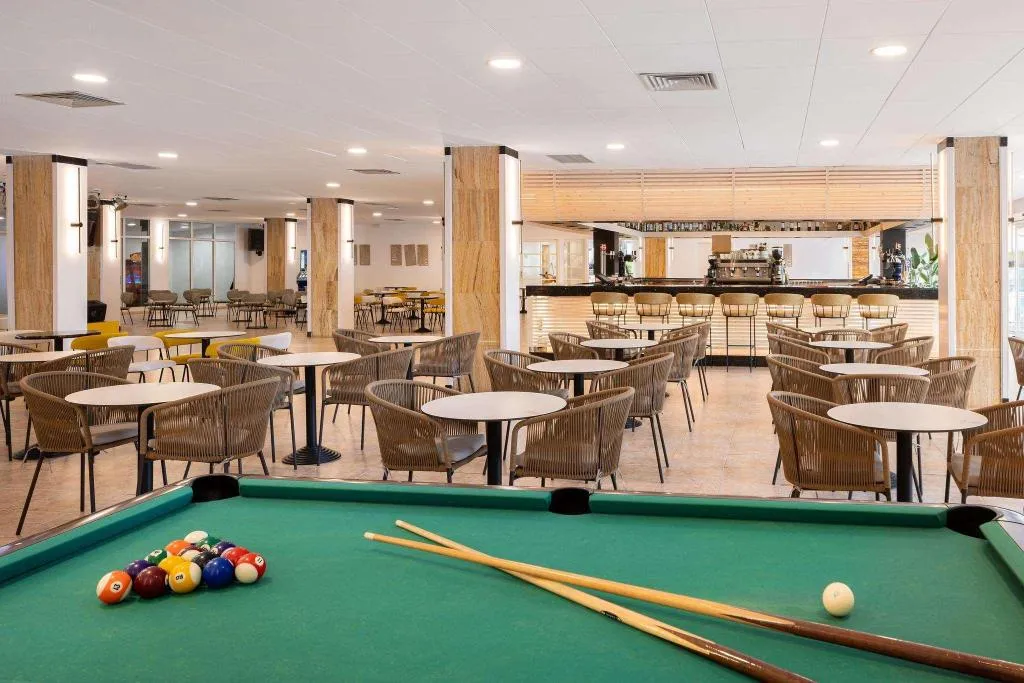 Sports and Entertainment, htop Amatista, Costa Brava