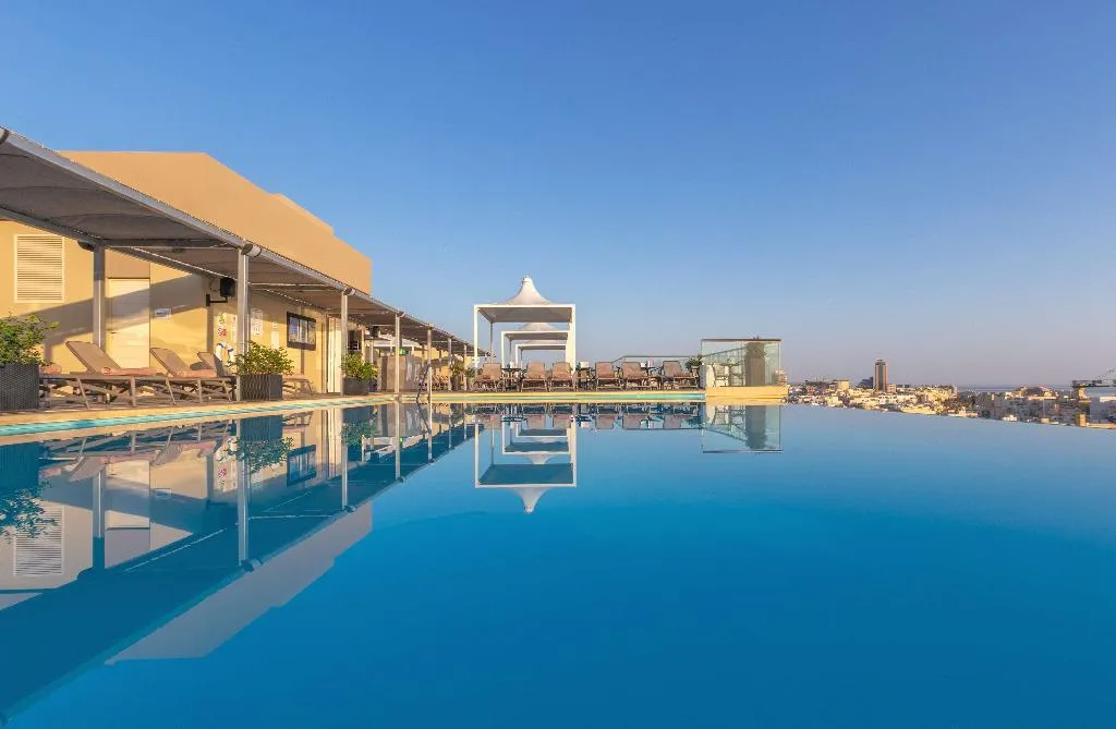 Pool, AX The Palace, Malta