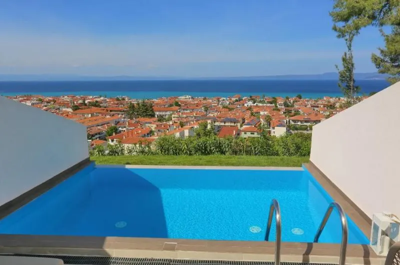 JUNIOR SUITE WITH PRIVATE POOL Room, Alia Palace Hotel, Halkidiki
