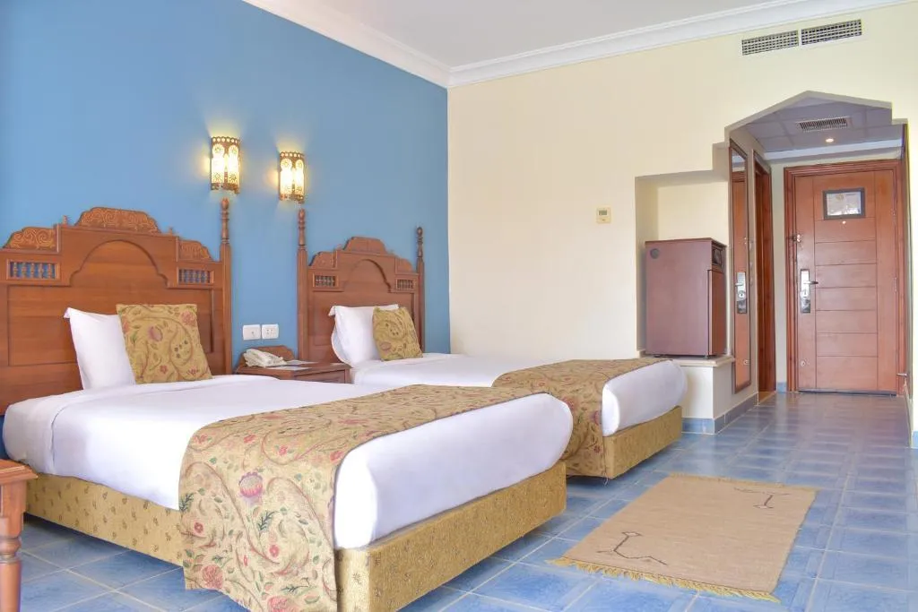 FAMILY ROOM POOL VIEW Room, Jasmine Palace Resort, Red Sea Riviera