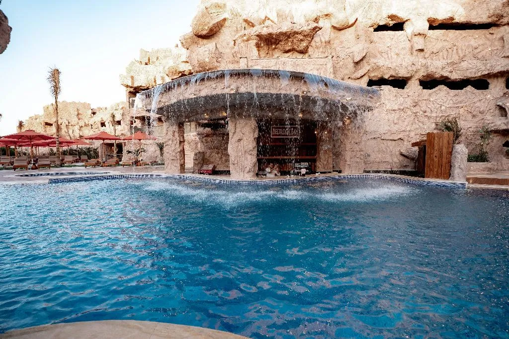 Pool, Caves Beach Resort Hurghada, Red Sea Riviera