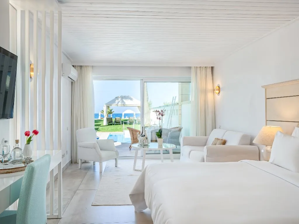 JUNIOR SUITE WITH PRIVATE POOL Room, Creta Palace, A Resort to Live, Crete