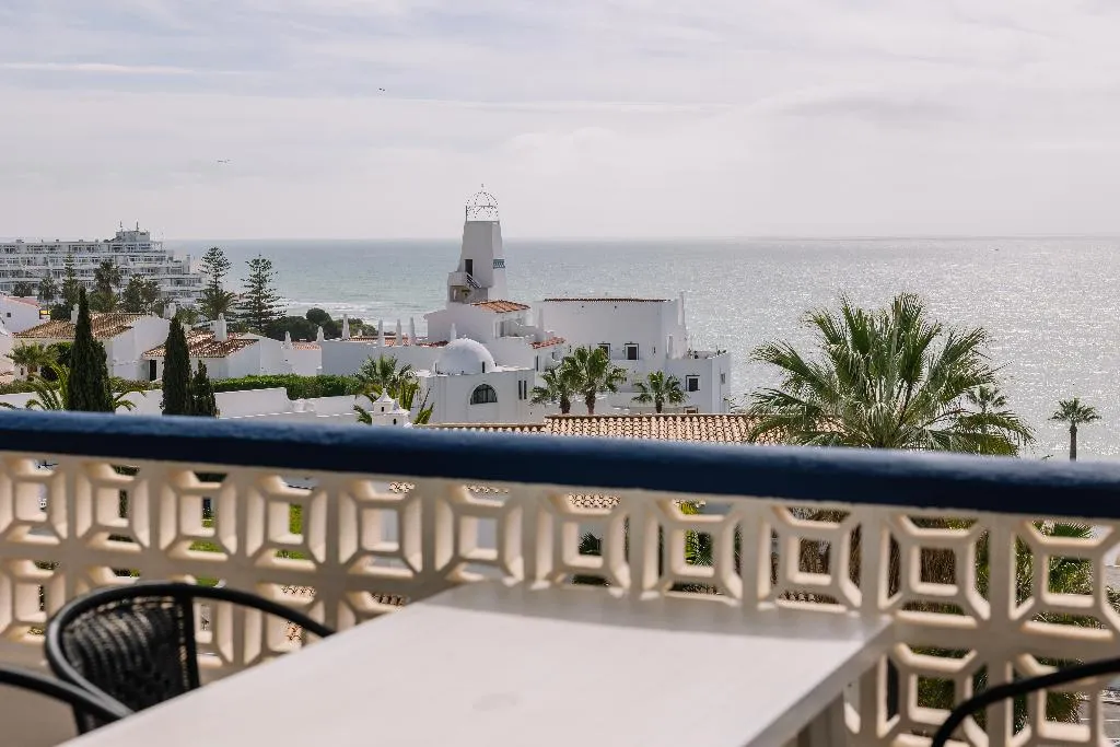 APARTMENT ONE BEDROOM Room, Grand Muthu Oura View Beach Club, Algarve