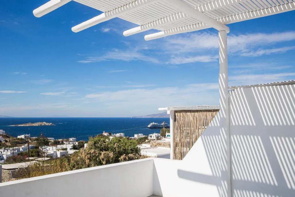 DOUBLE DELUXE WITH JACUZZI Room, Ostraco Suites, Mykonos