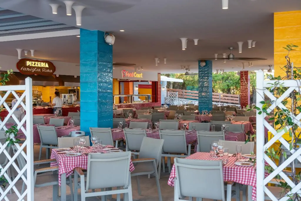 Restaurant, Mareblue Beach, Corfu