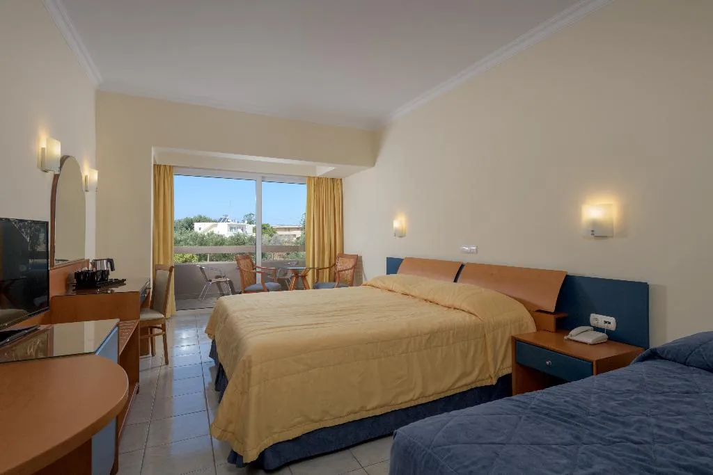 FAMILY ROOM STANDARD Room, Sun Beach Resort, Rhodes