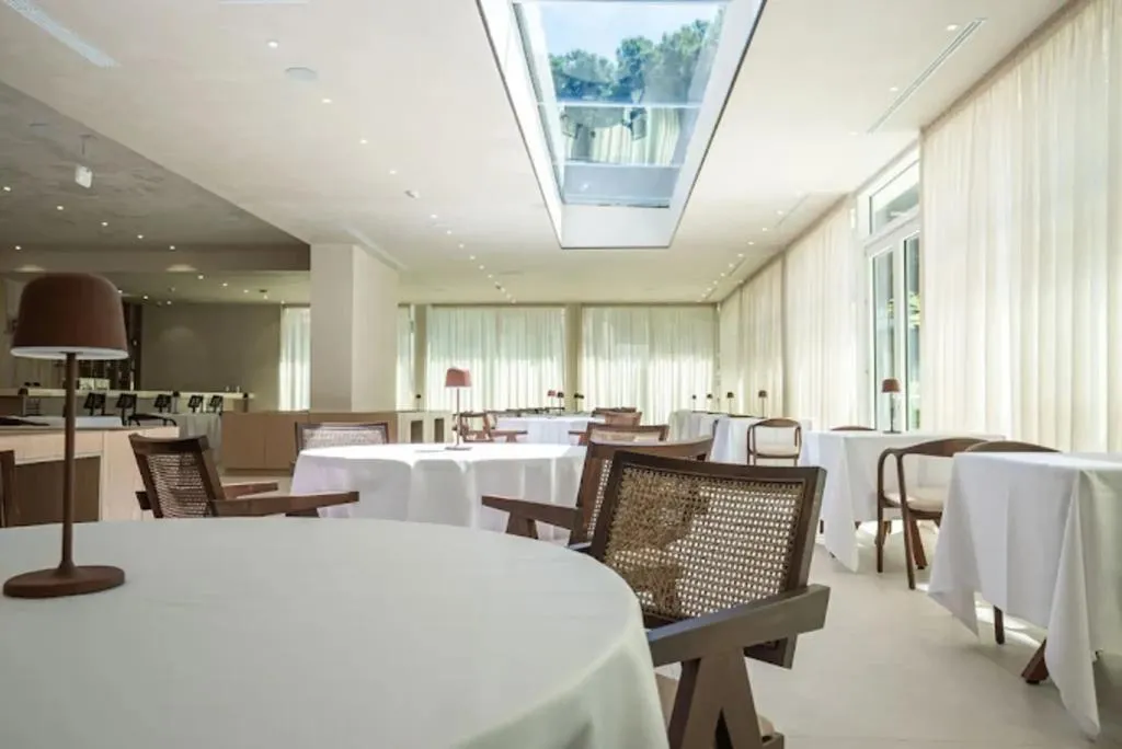 Restaurant, Hotel Skanderbeg, Durres