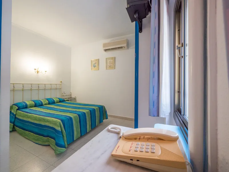 SINGLE STANDARD Room, Checkin Garbi Hotel, Costa Brava