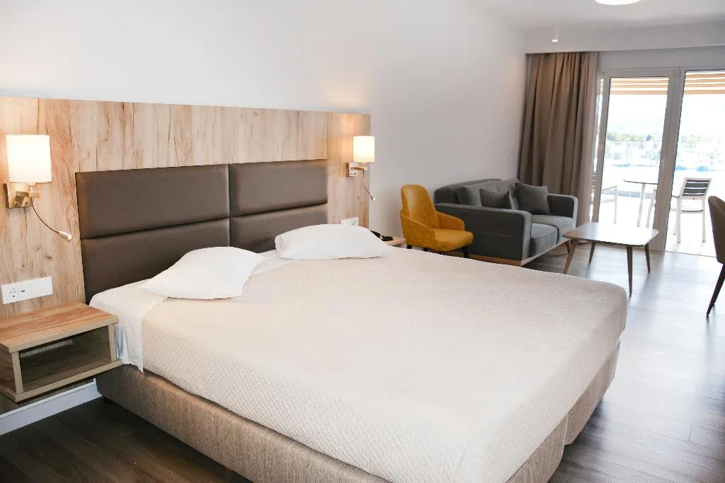 TWIN DELUXE Room, Kosta Palace City Hotel, Kos