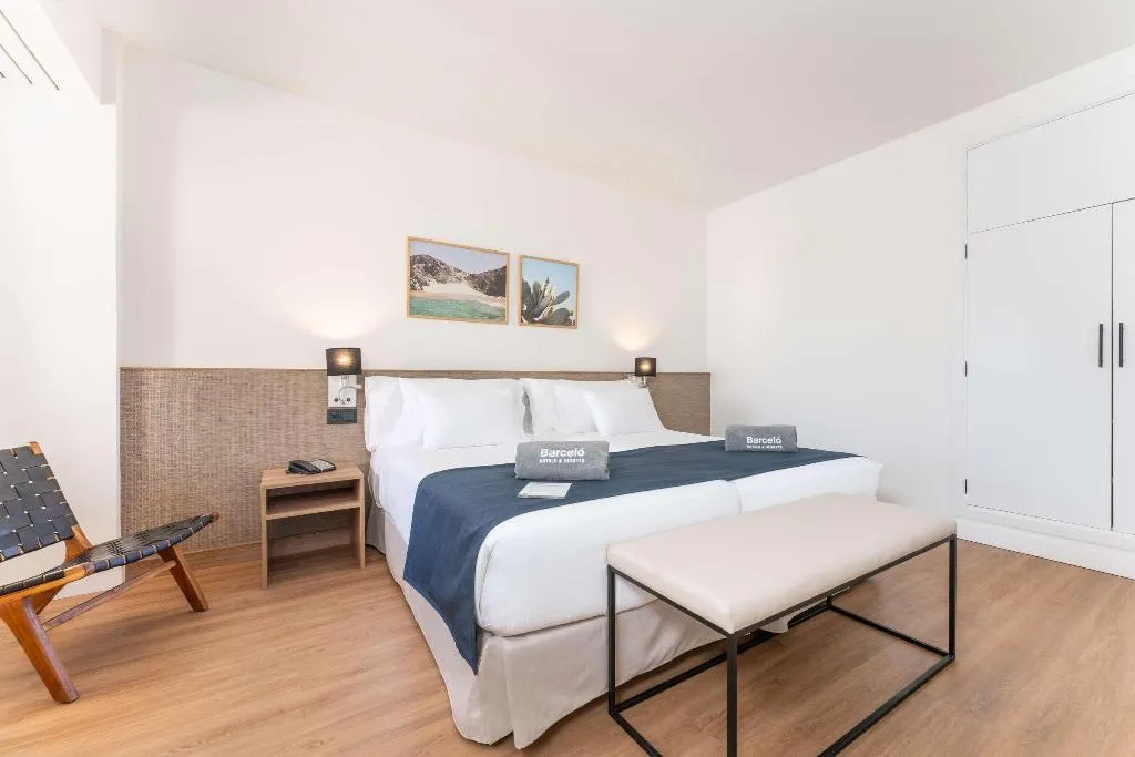 JUNIOR SUITE STANDARD Room, Barcelo Lanzarote Active Resort, Lanzarote