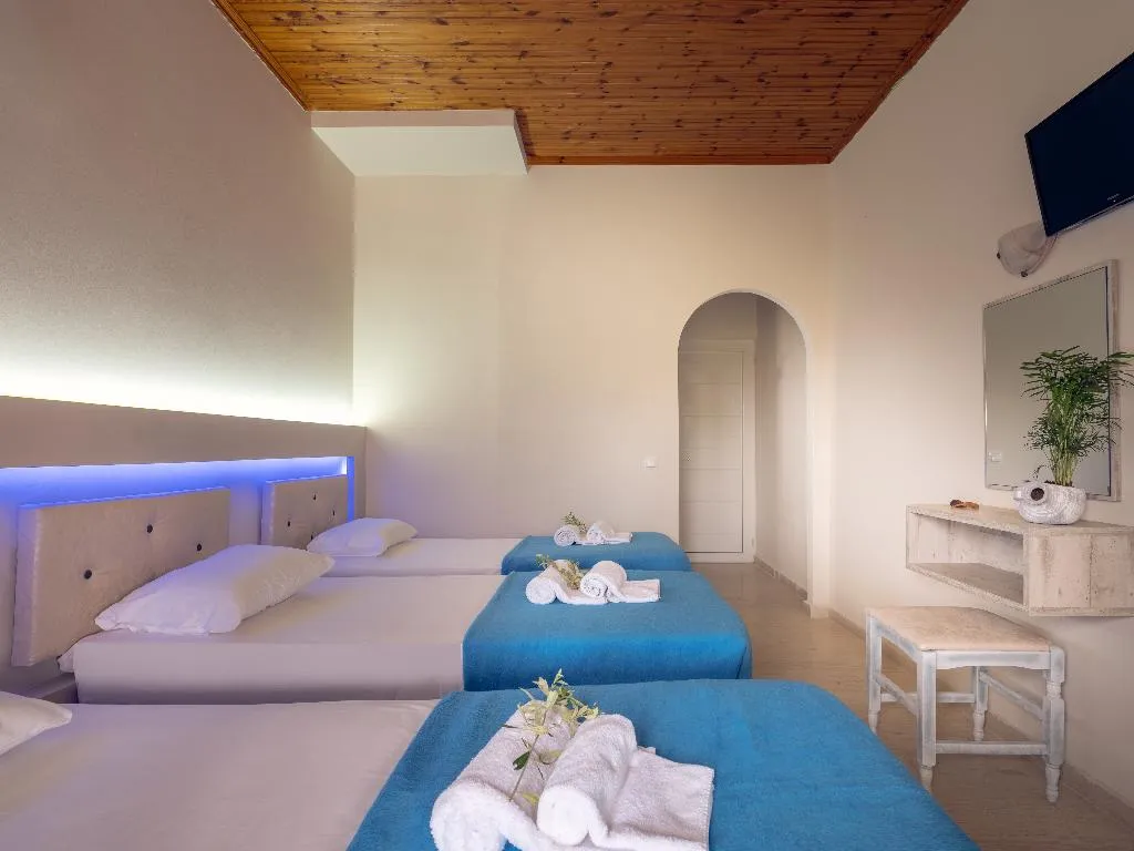 STUDIO CAPACITY 3 Room, Hotel Savvas De Mar, Zante