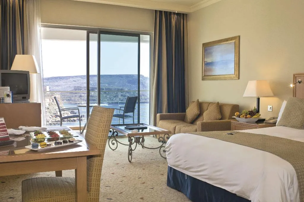 Room SUPERIOR SEA VIEW Room, Radisson Blu Resort & Spa Golden Sands, Malta