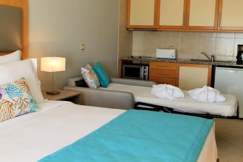STUDIO POOL VIEW Room, The Navigator - Solaqua, Algarve