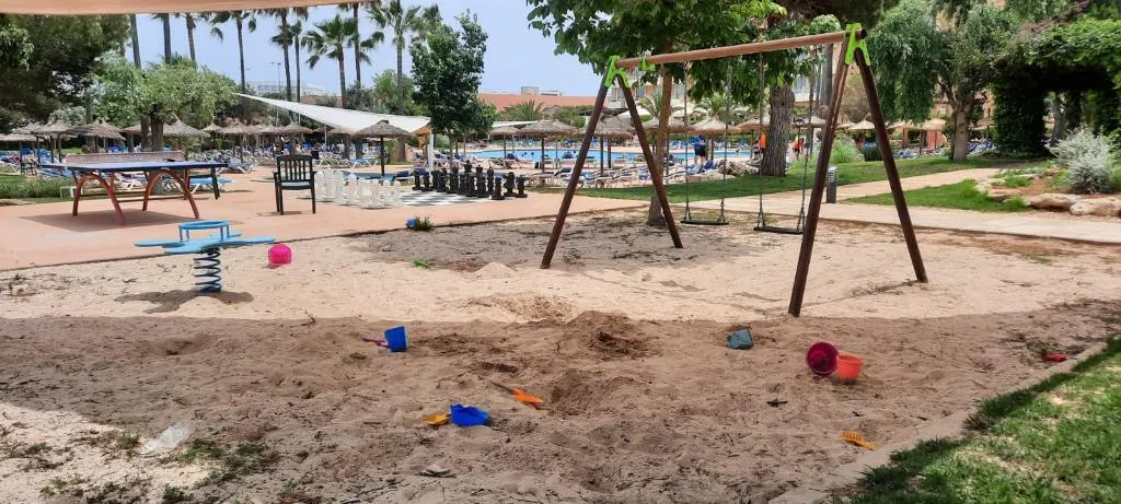 Sports and Entertainment, Garbi Cala Millor, Majorca