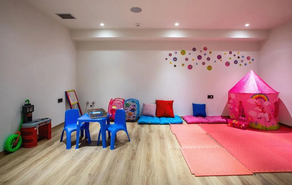 Sports and Entertainment, White Olive Elite Hotel Laganas, Zante