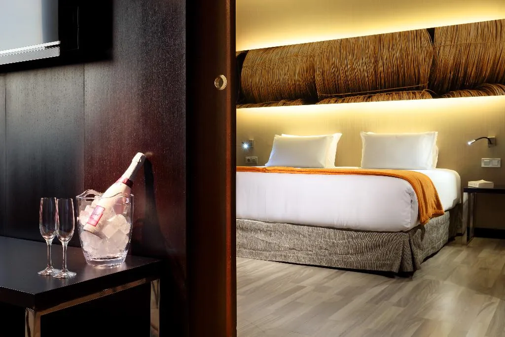SUITE STANDARD Room, Exe Puerto de Sagunto, Valencia