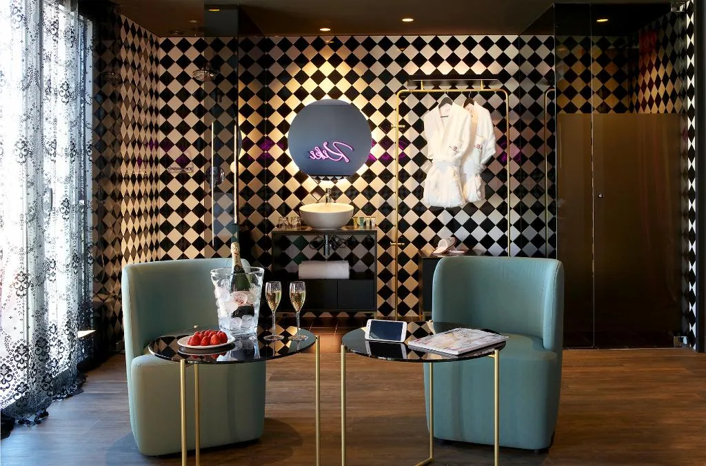 Double or Twin PREMIUM Room, Axel Hotel Madrid - Adults Only, Madrid