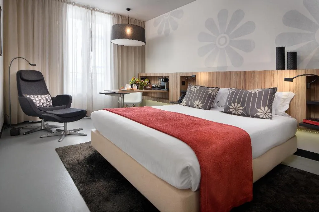 DOUBLE SUPERIOR WITH DOUBLE BED Room, Inspira Liberdade Boutique Hotel, Lisbon