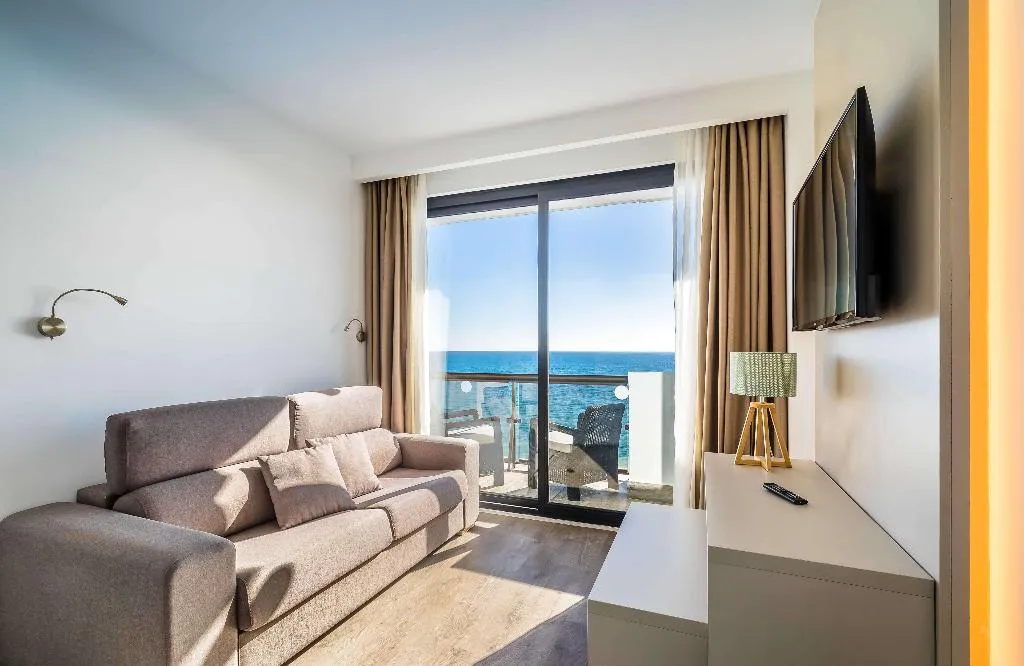 JUNIOR SUITE SEA VIEW CAPACITY 2 Room, Occidental Fuengirola, Costa Del Sol