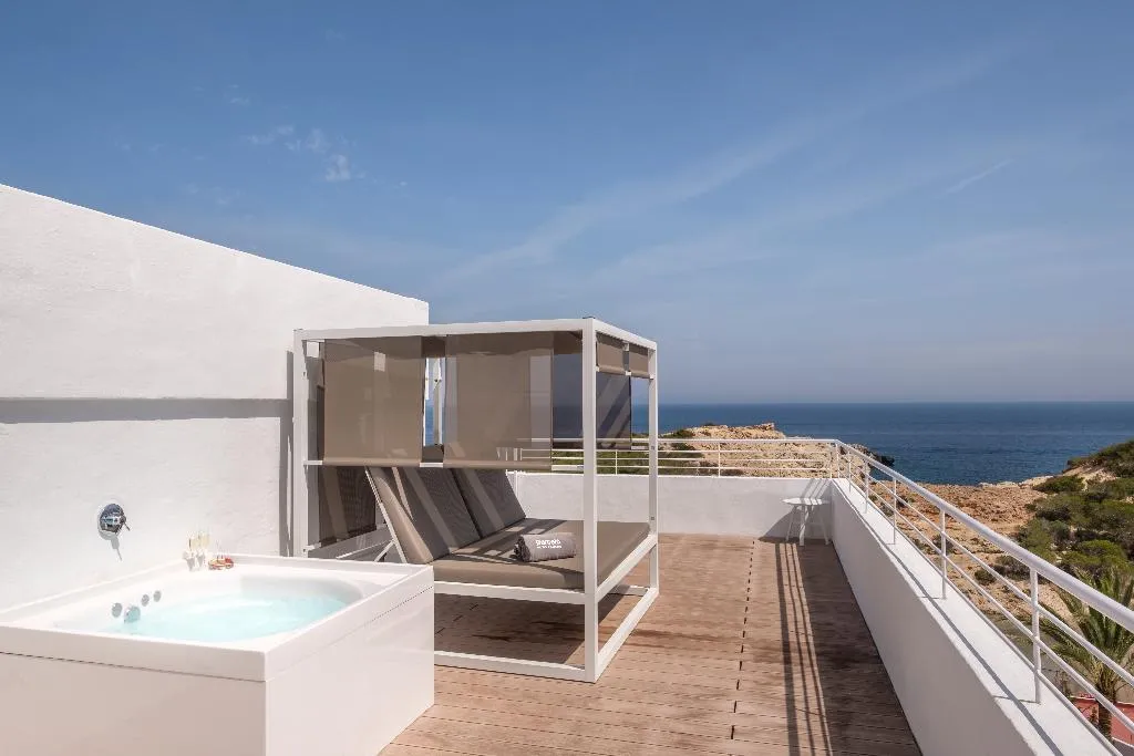 Double or Twin DELUXE SEA VIEW Room, Barcelo Portinatx, Ibiza