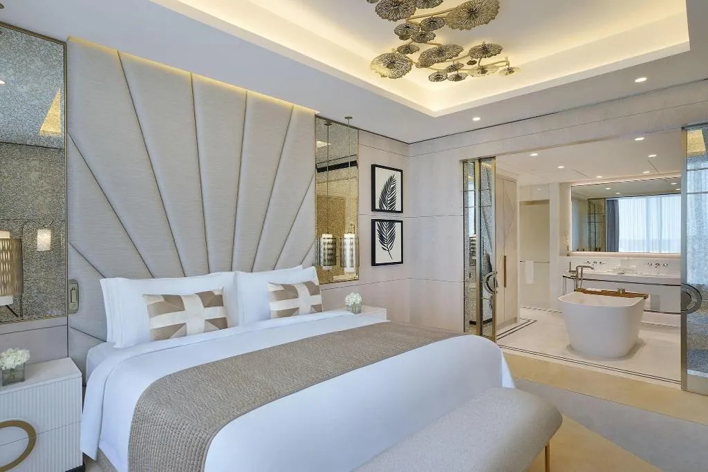 SUITE SEA VIEW KING BED Room, The St. Regis Dubai, The Palm, Dubai