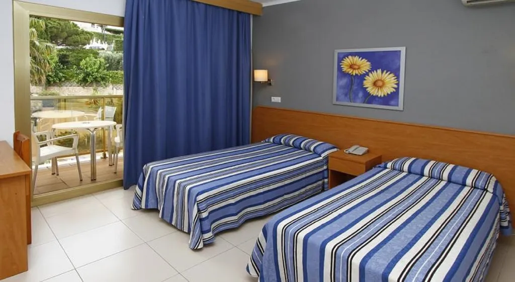 Double or Twin STANDARD Room, Bon Repos Hotel, Costa Brava