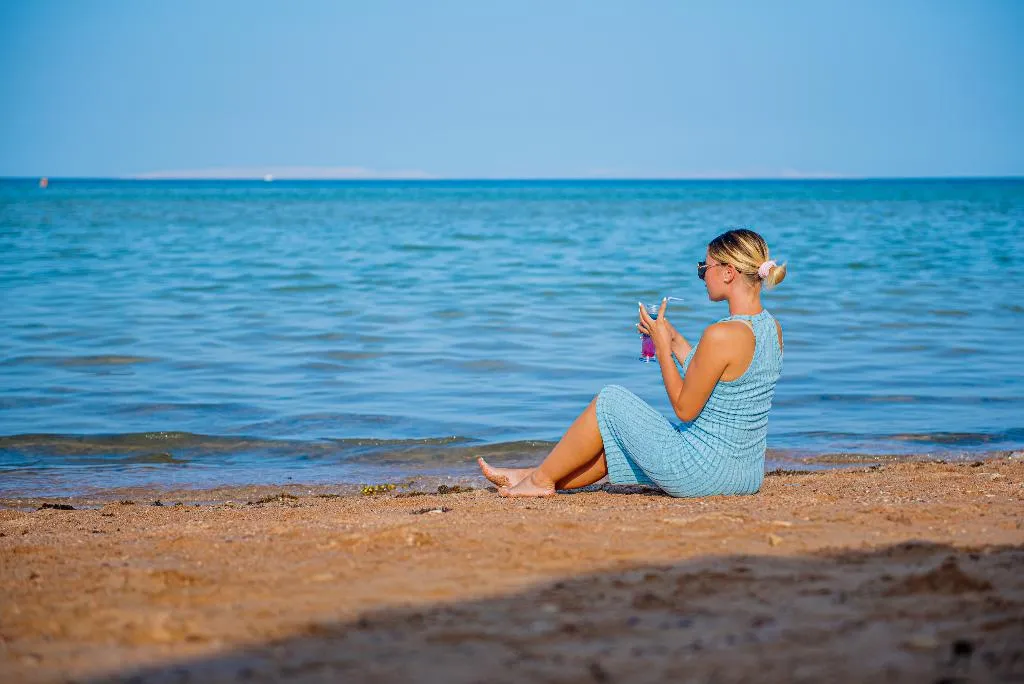 Beach, Caves Beach Resort Hurghada, Red Sea Riviera