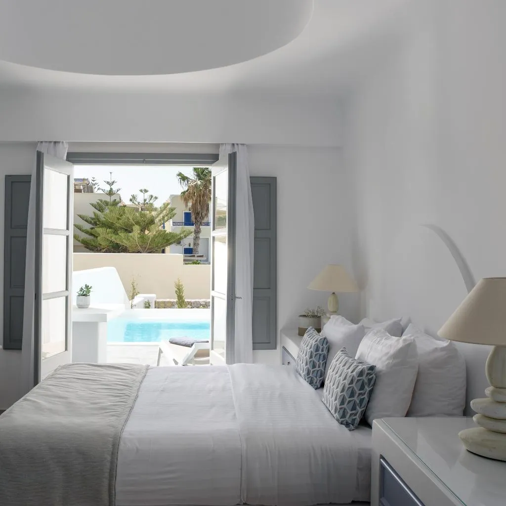 DOUBLE WITH PRIVATE POOL Room, Antoperla Luxury Hotel & Spa, Santorini