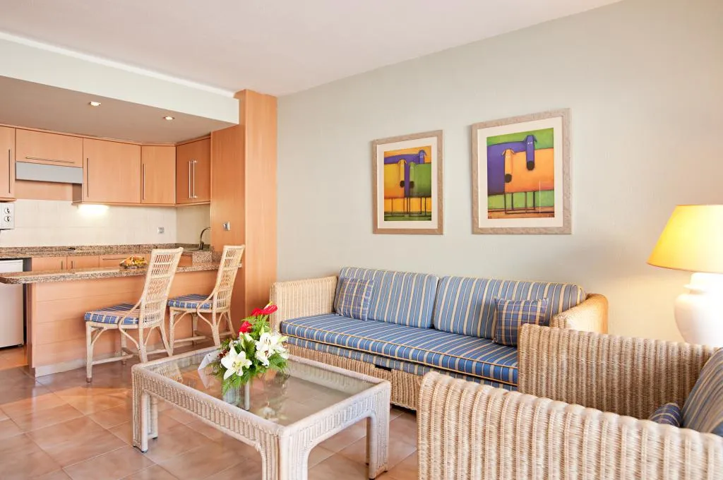 FAMILY ROOM STANDARD Room, LIVVO Lago Taurito & Waterpark, Gran Canaria