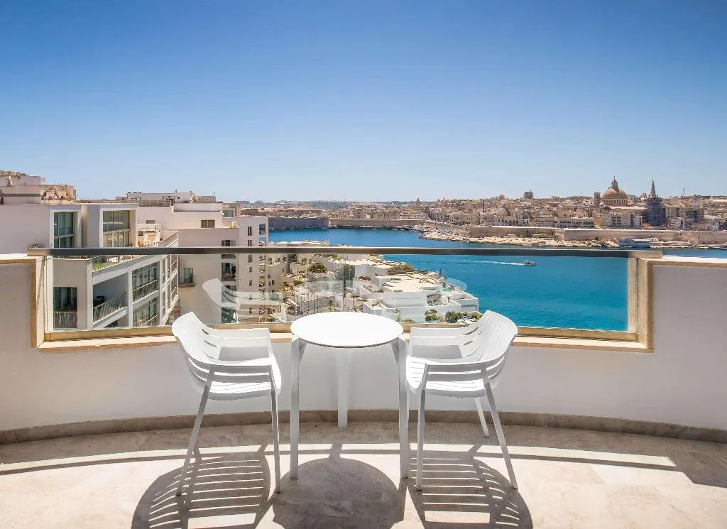 Room SUPERIOR SEA FRONT Room, Barcelo Fortina, Malta