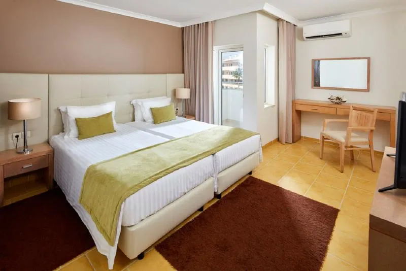 SUITE CLASSIC Room, Santa Eulália Hotel Apartamento & Spa, Algarve
