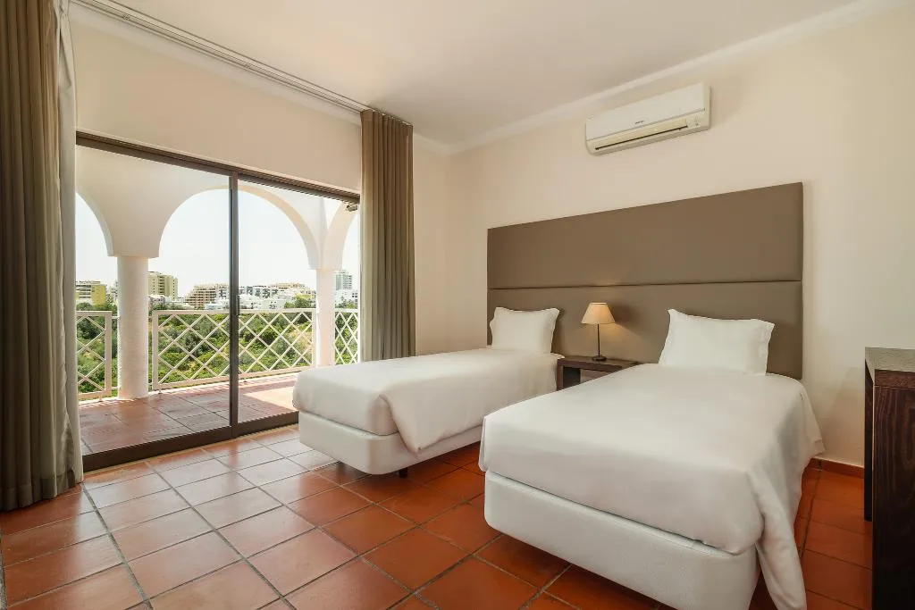 APARTMENT TWO BEDROOMS Room, Clube VilaRosa, Algarve