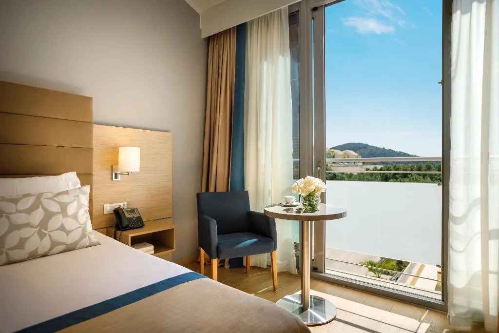 TWIN CLASSIC Room, Valamar Argosy Hotel, Dubrovnik