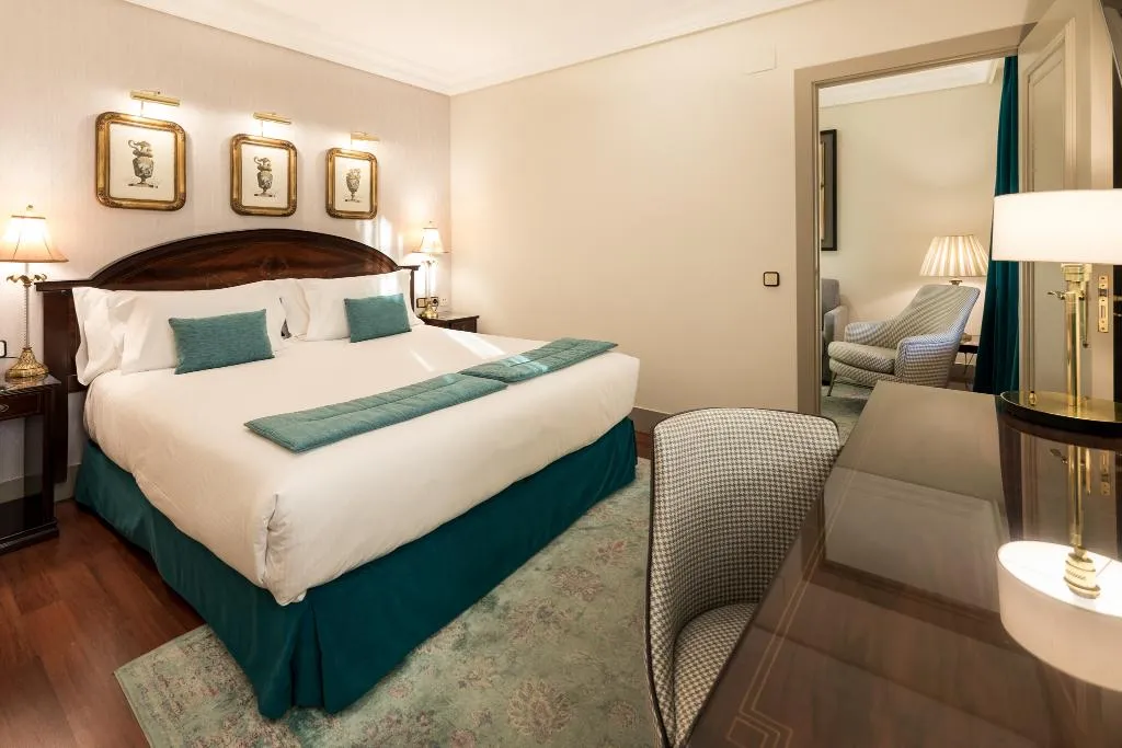 Double or Twin SUPERIOR Room, Sercotel Gran Hotel Conde Duque, Madrid
