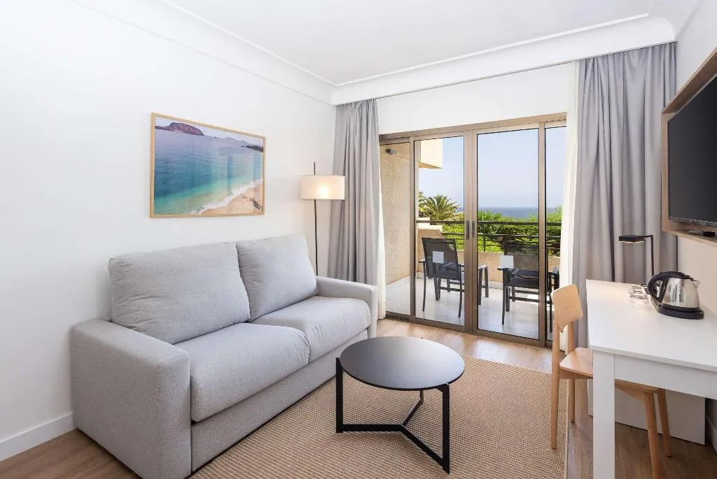 JUNIOR SUITE STANDARD Room, Barcelo Lanzarote Active Resort, Lanzarote