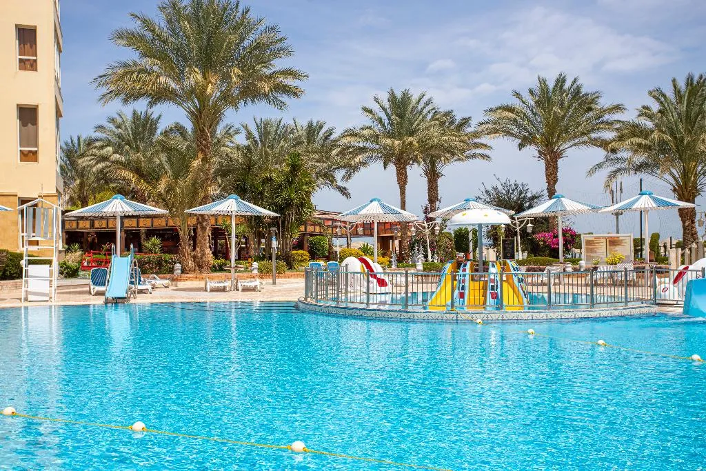 Pool, AMC Royal Hotel & Spa, Red Sea Riviera