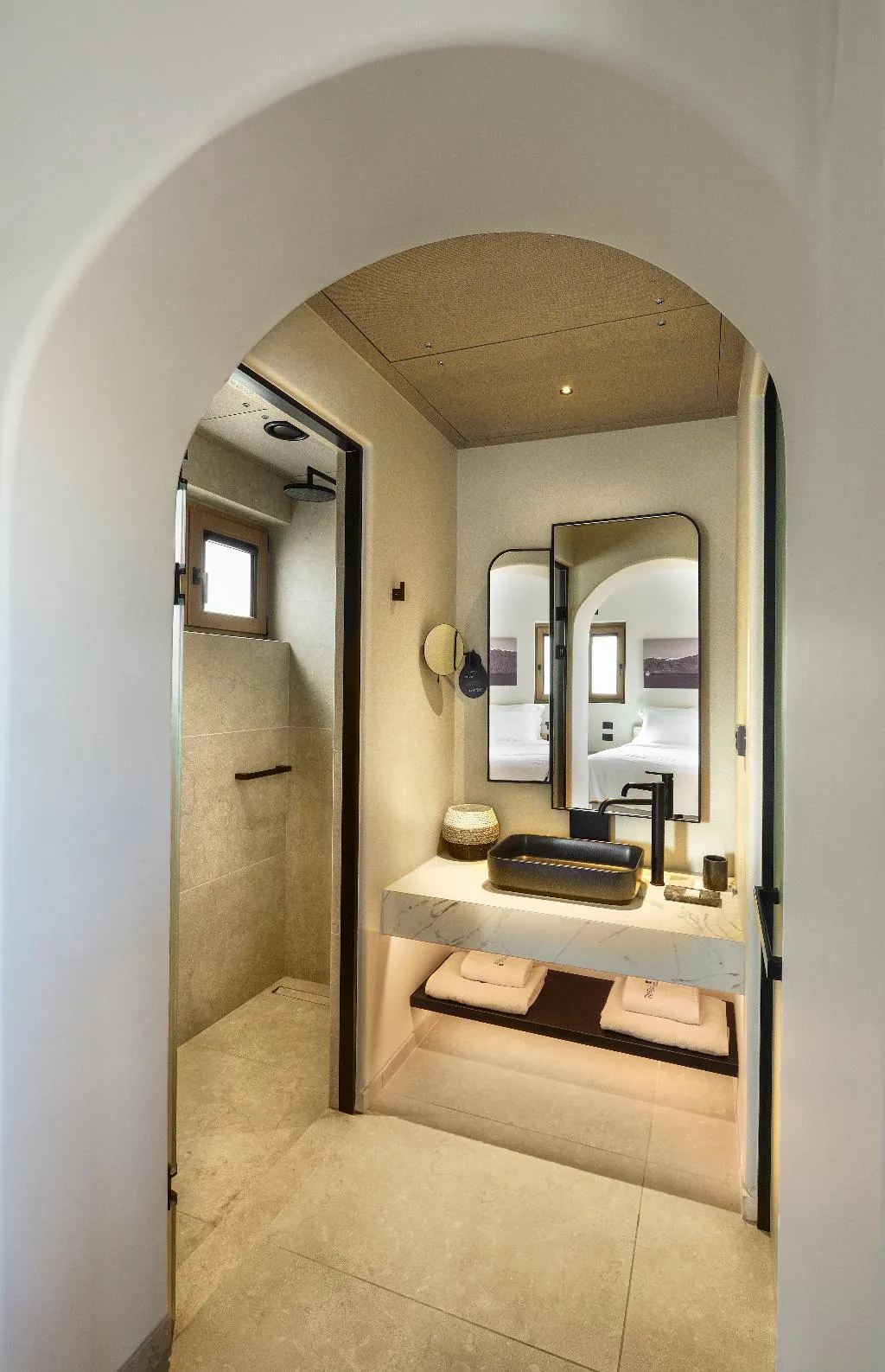 JUNIOR SUITE WITH BALCONY Room, Radisson Blu Zaffron Resort, Santorini