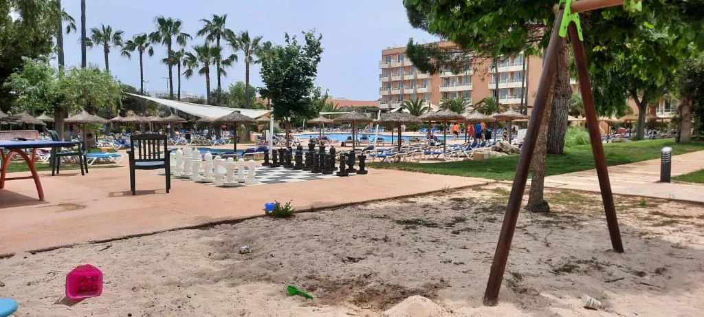 Sports and Entertainment, Garbi Cala Millor, Majorca