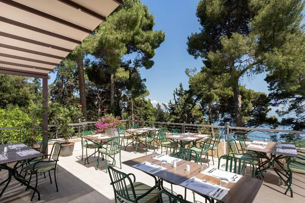 Restaurant, Corfu Holiday Palace Hotel, Corfu