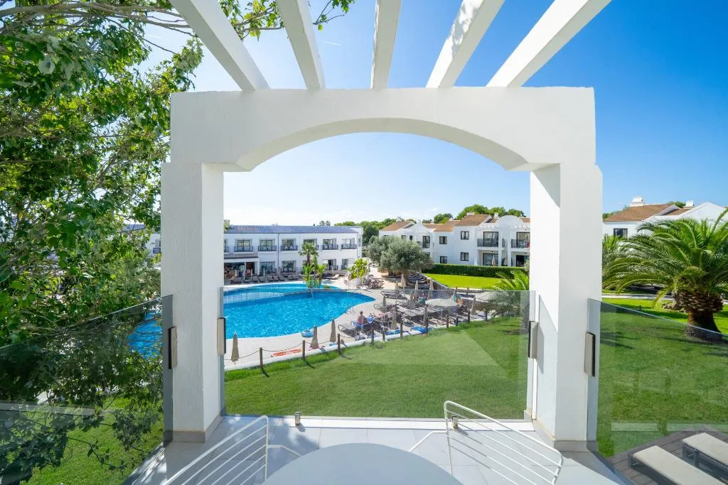 APARTMENT CAPACITY 6 Room, MarSenses Paradise Club Hotel, Menorca