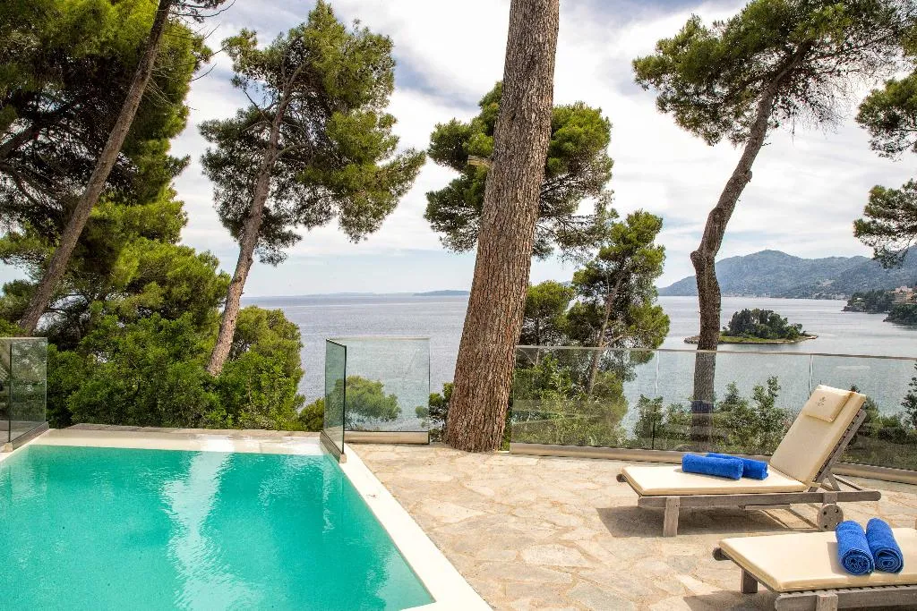 FAMILY ROOM WITH PRIVATE POOL Room, Corfu Holiday Palace Hotel, Corfu