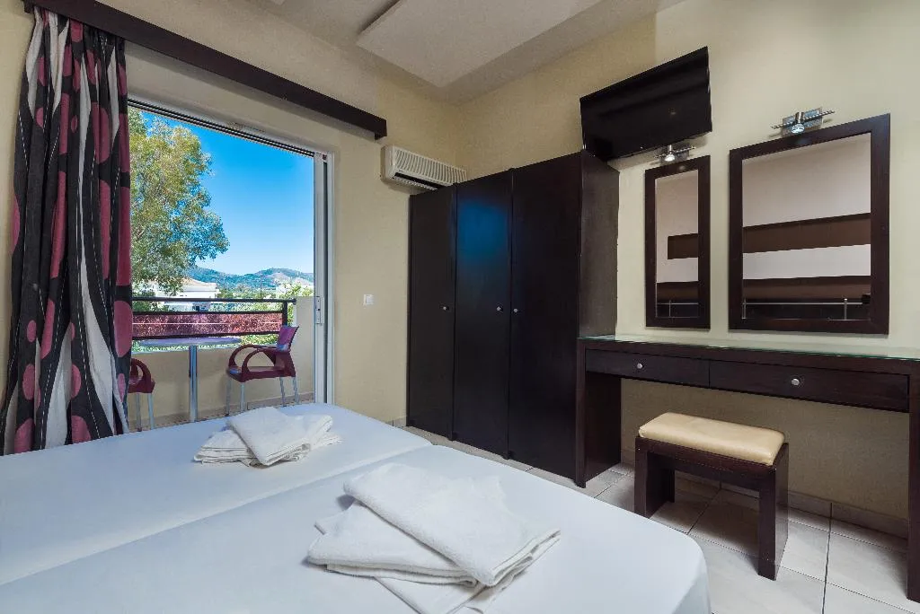 TWIN CLASSIC LAND VIEW Room, Hotel Canadian, Zante
