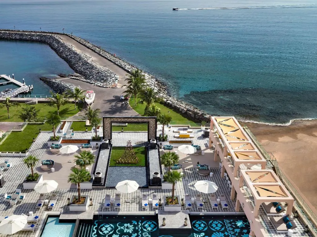 Bar, Fairmont Fujairah Beach Resort, Al-Fujairah