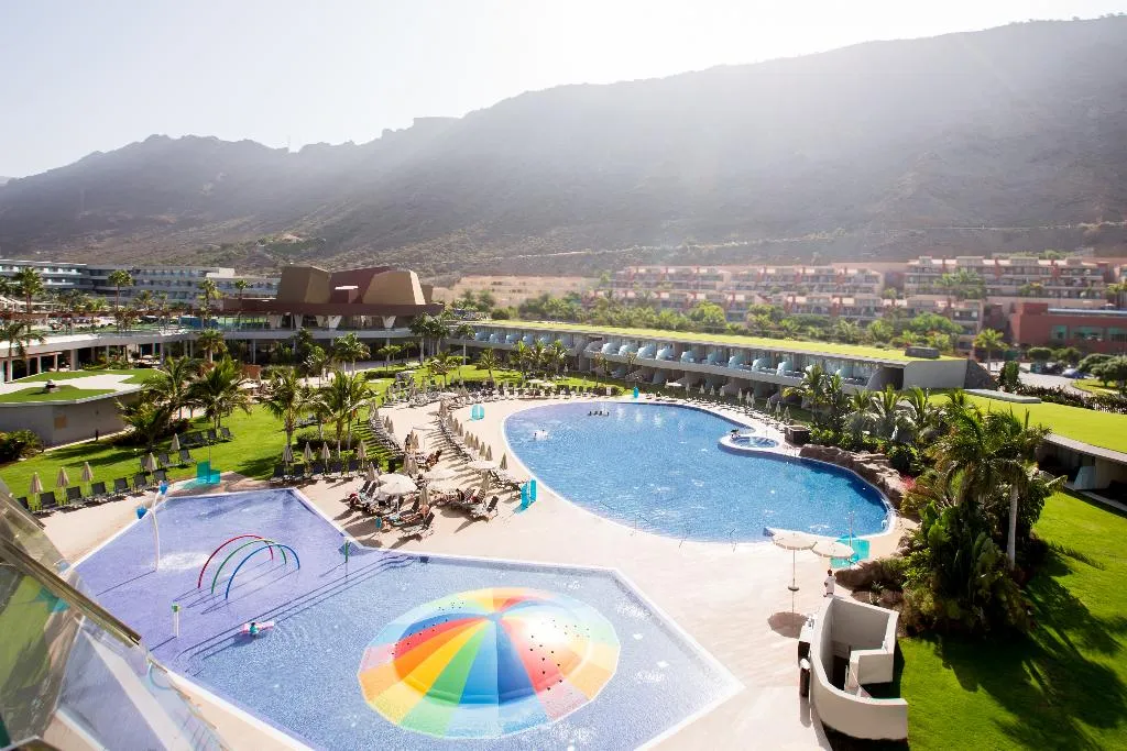 Terrace, Radisson Blu Resort & Spa Gran Canaria Mogan, Gran Canaria