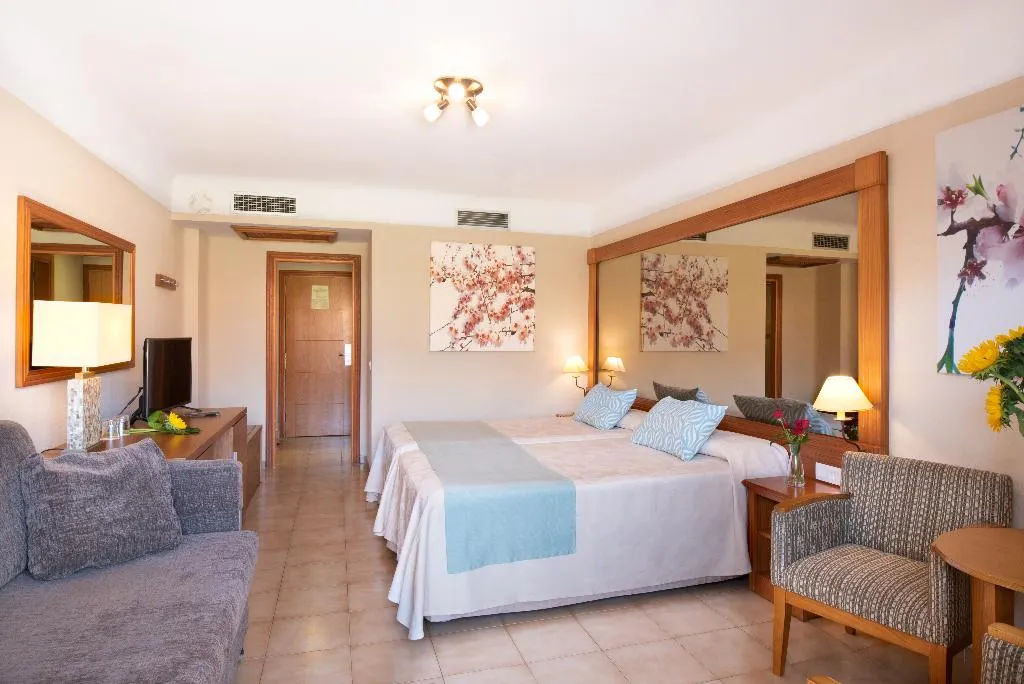 FAMILY ROOM STANDARD Room, GF Fañabe, Tenerife