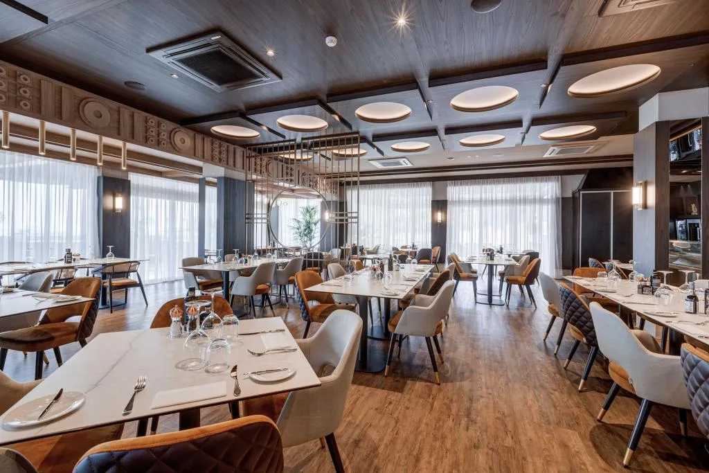 Restaurant, Gillieru Harbour Hotel, Malta
