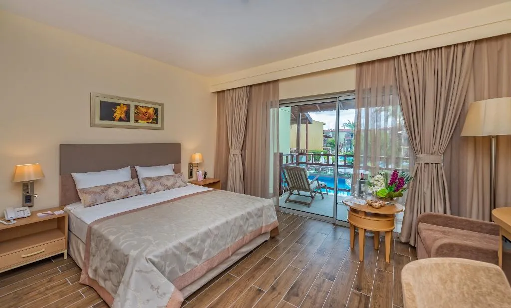 FAMILY ROOM POOL VIEW Room, Selectum Family Resort Side, Antalya